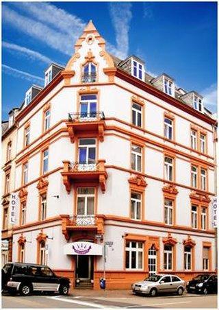 Hotel Columbus 3*