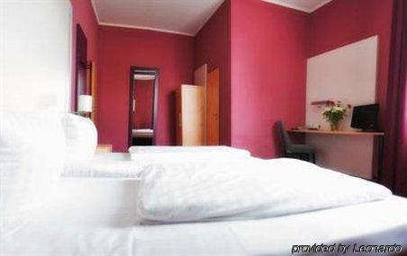 Columbus Hotel 3*